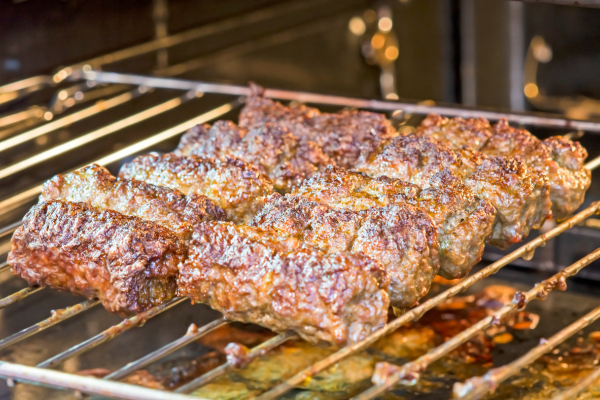 Deliciosa e Diversificada Gastronomia das Comidas de Rua da Romênia